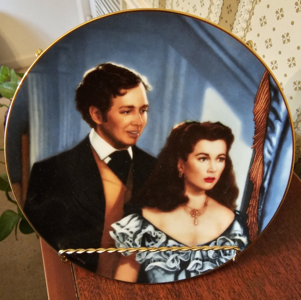 Gone with the Wind collectors plate.